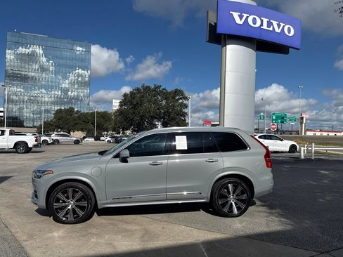 Certified 2024 Volvo XC90 T8 Core AWD/4WD image 4
