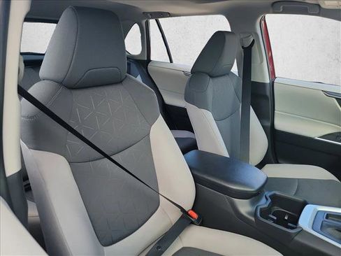 New 2025 Toyota RAV4 XLE image 15