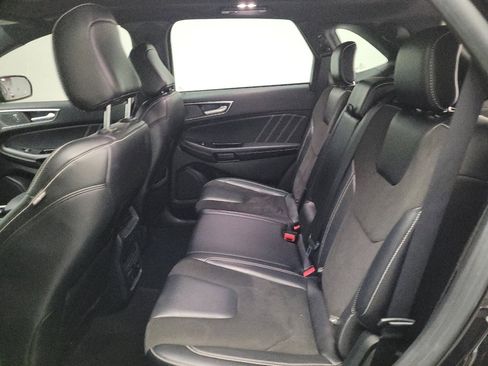 Used 2020 Ford Edge ST w/ Equipment Group 401A image 18