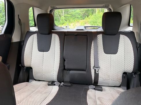 Used 2015 GMC Terrain SLE AWD/4WD image 20