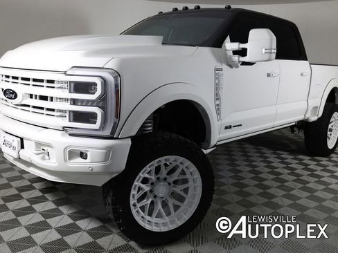 Used 2026 Ford F250 Platinum image 1