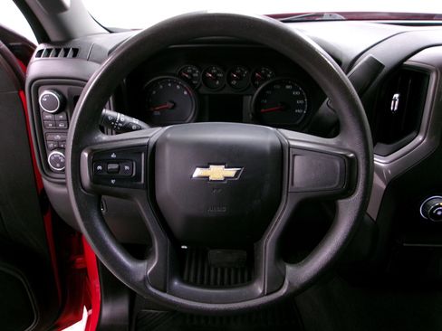 Used 2019 Chevrolet Silverado 1500 Custom w/ Trailering Package AWD/4WD image 6