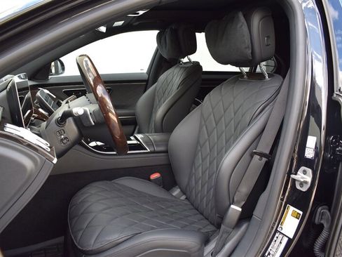 Used 2024 Mercedes-Benz S 500 4MATIC image 12
