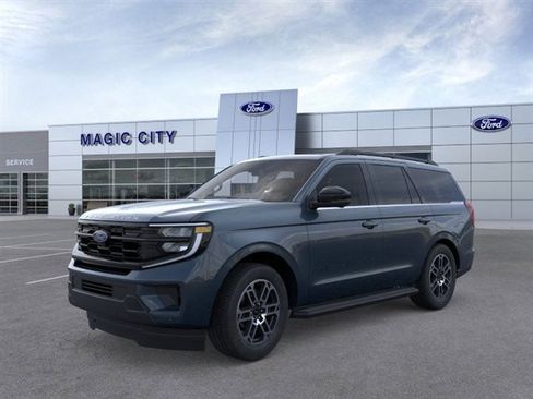 New 2025 Ford Expedition Active image 1