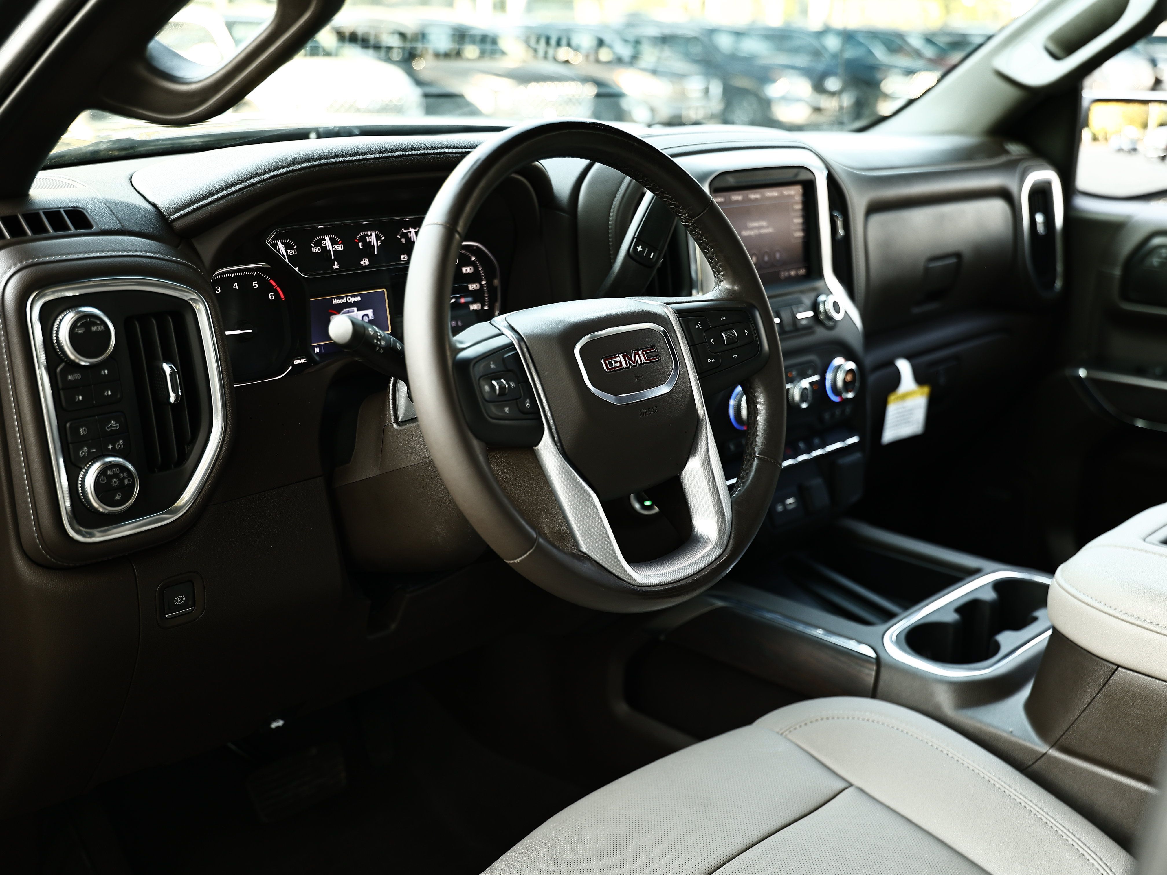 Used 2022 GMC Sierra 1500 SLT AWD/4WD image 23