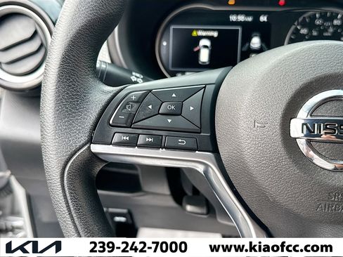 Used 2020 Nissan Kicks SV image 32