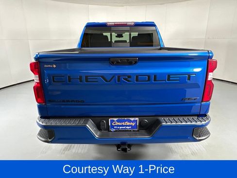 Used 2022 Chevrolet Silverado 1500 RST w/ Convenience Package II AWD/4WD image 9