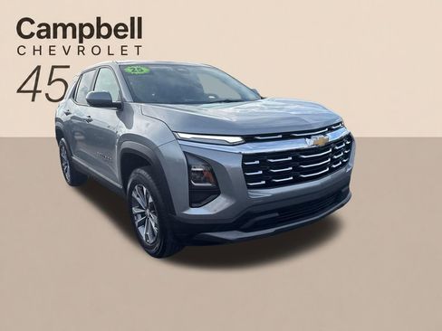 Used 2025 Chevrolet Equinox LT FWD image 8