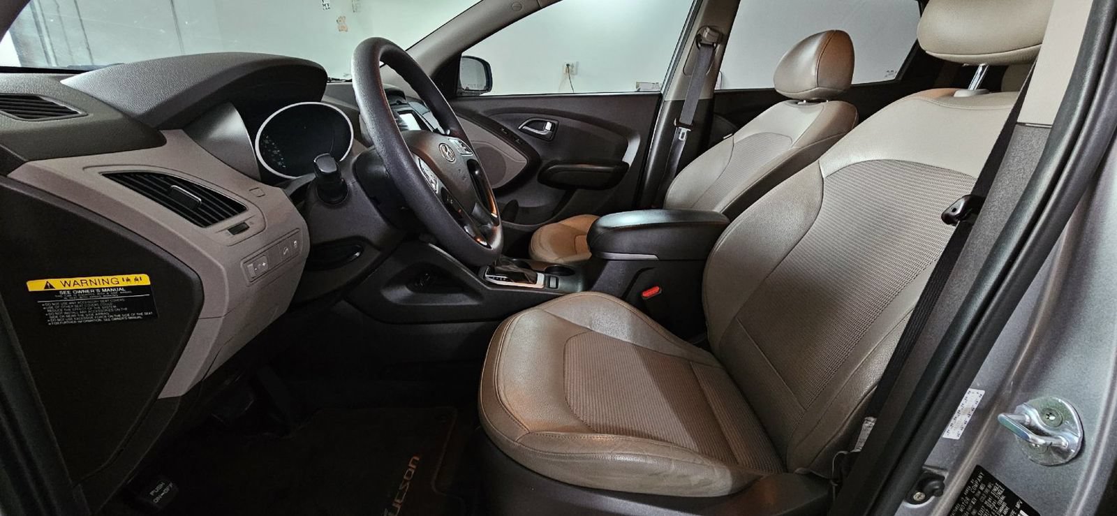 Used 2015 Hyundai Tucson GLS w/ Option Group 02 FWD image 14