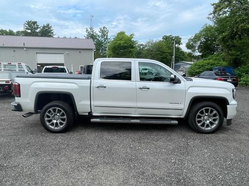 Used 2017 GMC Sierra 1500 Denali AWD/4WD image 4