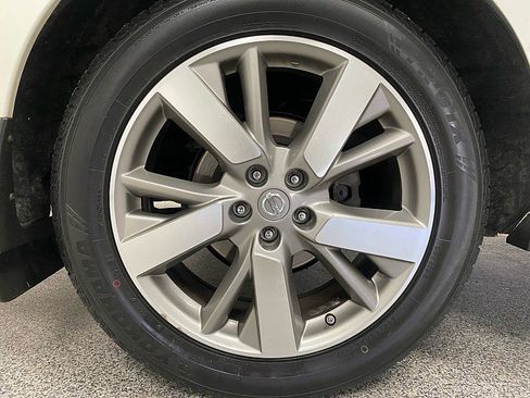 Used 2015 Nissan Pathfinder Platinum w/ Family Entertainment Package image 24