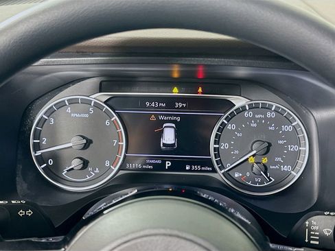 Used 2021 Nissan Rogue SV image 12