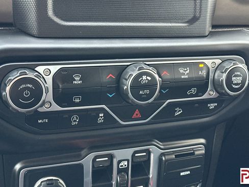 Used 2020 Jeep Wrangler Unlimited Sport S image 25