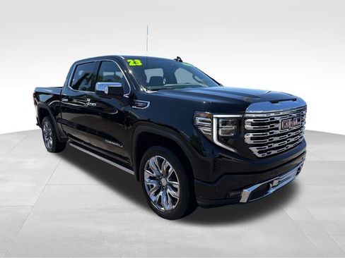 Used 2023 GMC Sierra 1500 Denali w/ Denali Reserve Package AWD/4WD image 1