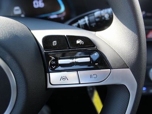 New 2026 Hyundai Elantra SE image 13