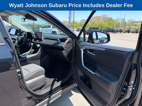 Used 2024 Toyota RAV4 XLE AWD/4WD image 30