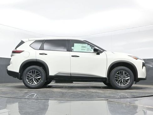 New 2026 Nissan Rogue S FWD image 22