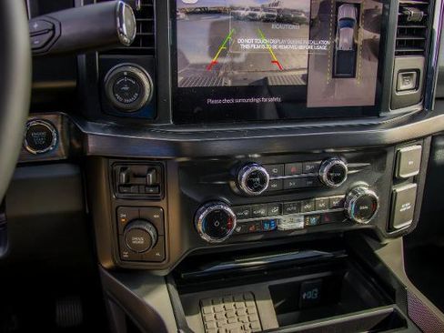 New 2026 Ford F250 Lariat w/ Black Appearance Package image 19