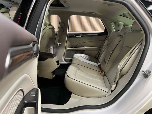 Used 2017 Ford Fusion Energi Platinum FWD image 23