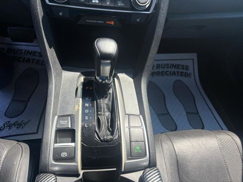 Used 2017 Honda Civic EX-L image 16