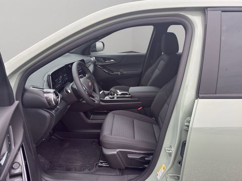 New 2026 Chevrolet Equinox LT image 11