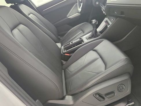 Used 2025 Audi Q3 2.0T Premium AWD/4WD image 29