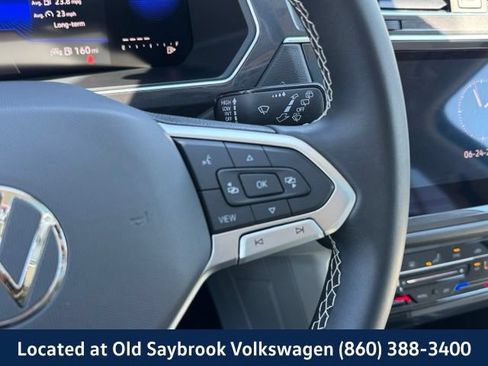 Used 2023 Volkswagen Tiguan SE w/ Panoramic Sunroof Package AWD/4WD image 44