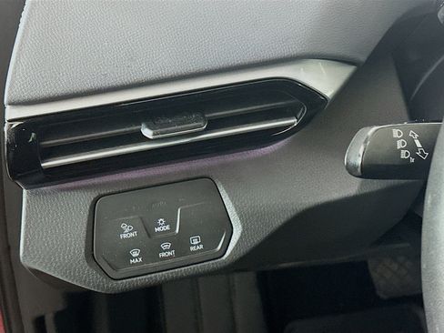 Used 2023 Volkswagen ID.4 Pro S AWD/4WD image 16