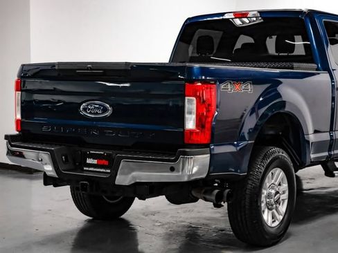 Used 2017 Ford F250 XLT w/ XLT Value Package AWD/4WD image 11