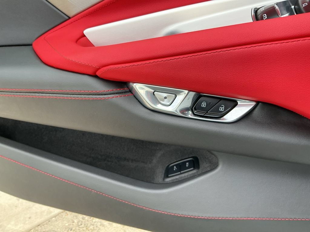 Used 2020 Chevrolet Corvette Stingray Preferred Cpe w/ 2LT Preferred Equipment Group RWD image 30