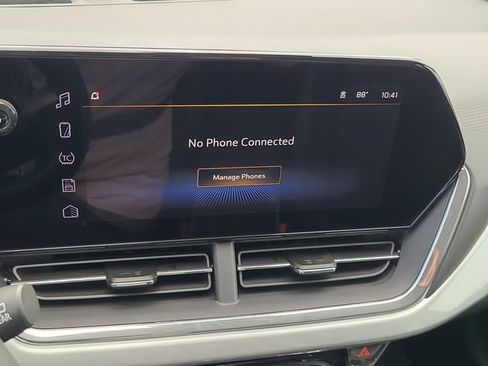 New 2026 Chevrolet Trax LT w/ Midnight Edition FWD image 27