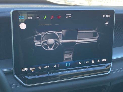 New 2026 Volkswagen Tiguan SE image 23