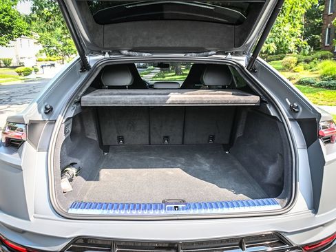 Used 2024 Lamborghini Urus S AWD/4WD image 25