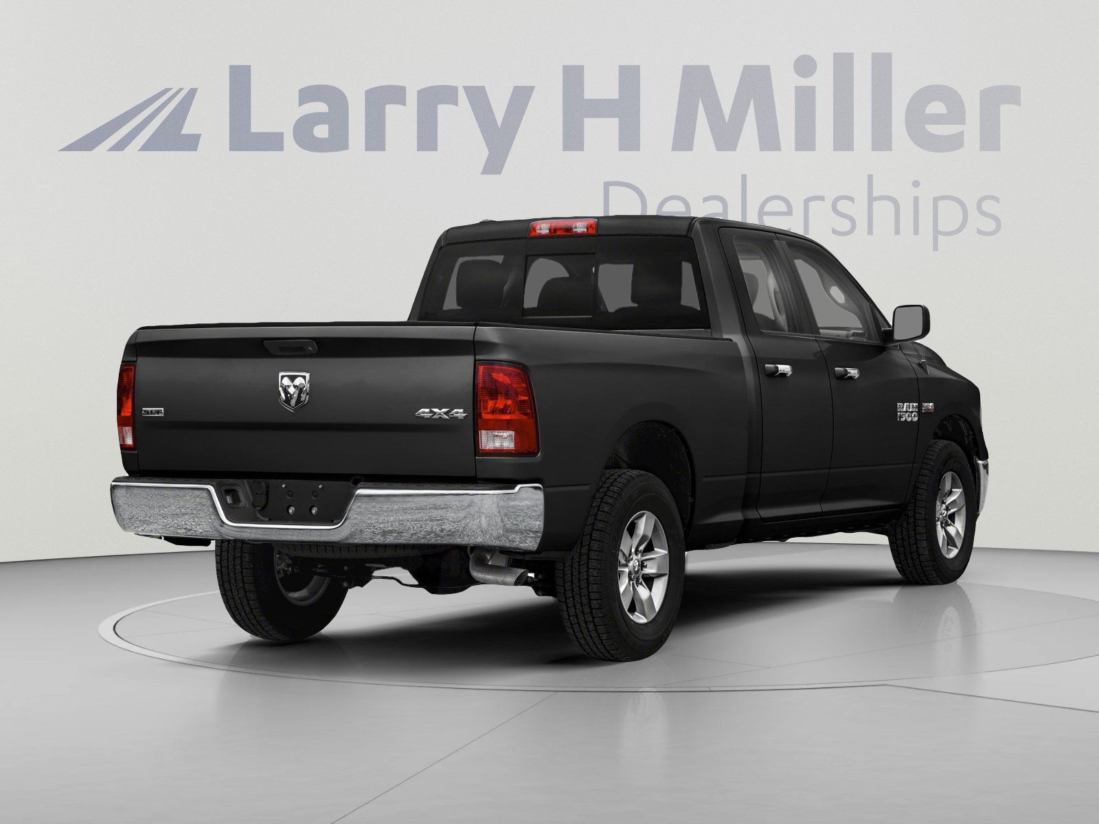 Used 2018 RAM 1500 Classic SLT AWD/4WD image 4