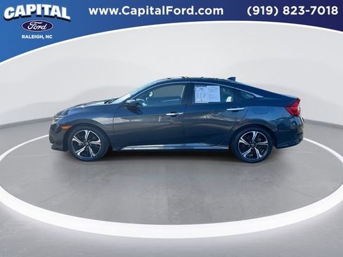 Used 2016 Honda Civic Touring image 5