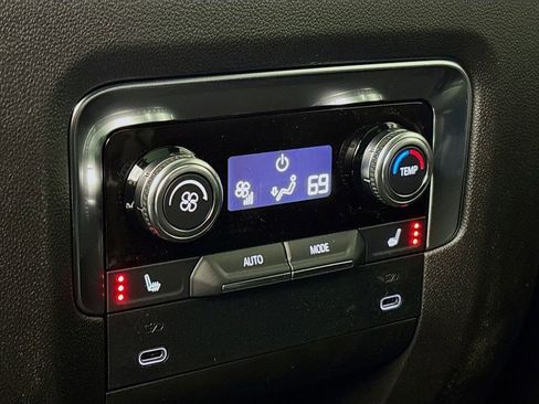 New 2026 GMC Yukon XL Denali image 26