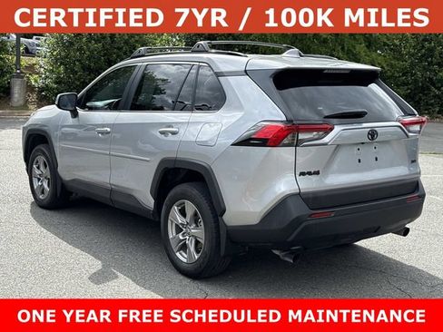 Used 2025 Toyota RAV4 XLE w/ Convenience Package FWD image 4