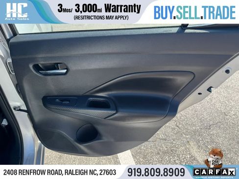 Used 2020 Nissan Versa SV FWD image 18