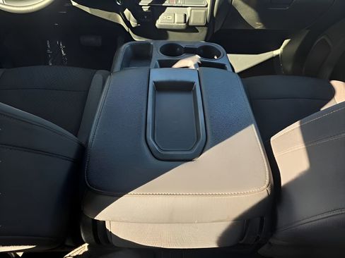 Used 2022 Chevrolet Silverado 2500 LT w/ Convenience Package image 30