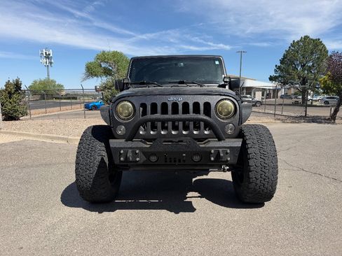 Used 2017 Jeep Wrangler Unlimited Sport w/ Quick Order Package 24S AWD/4WD image 2