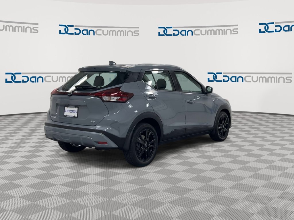 Used 2023 Nissan Kicks SV FWD image 8