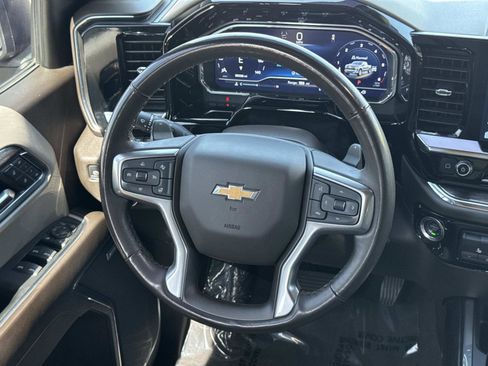 Used 2024 Chevrolet Silverado 1500 LTZ w/ LTZ Premium Package AWD/4WD image 10