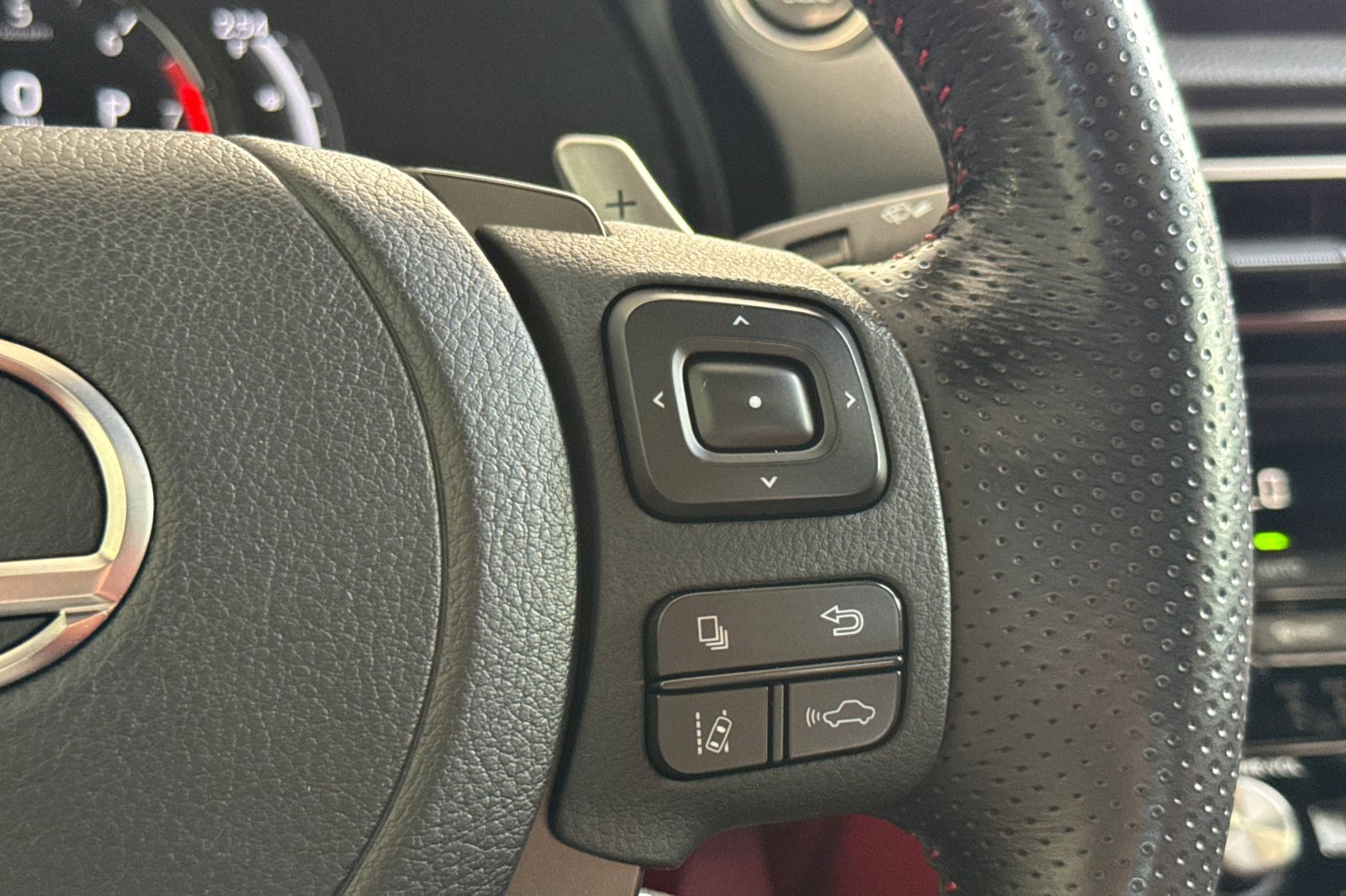Used 2021 Lexus IS 350 F Sport w/ Navigation Package RWD image 31