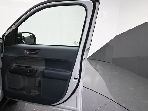 New 2025 Ford Maverick XLT w/ Equipment Group 301A image 26