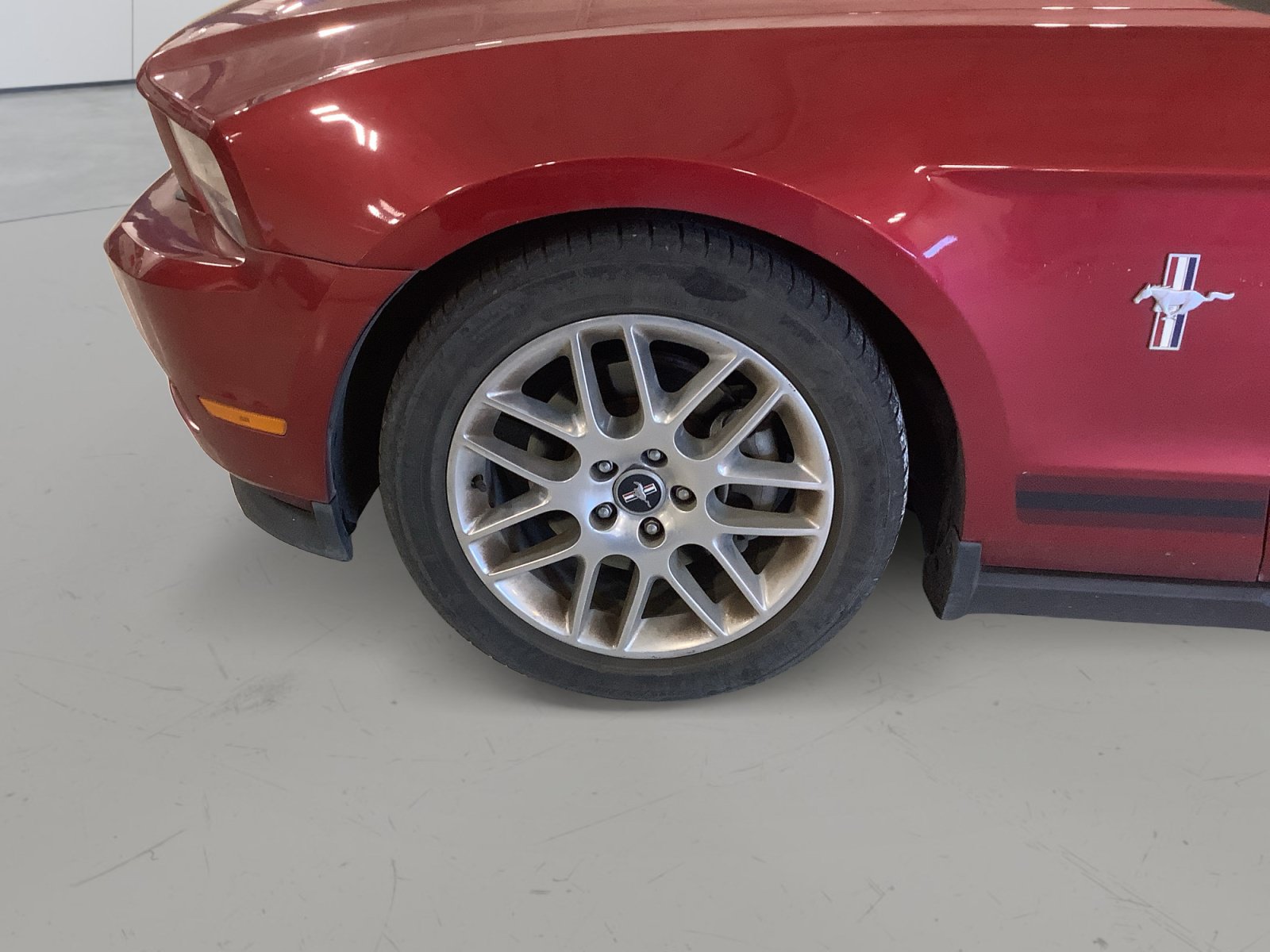 Used 2012 Ford Mustang Premium RWD image 6