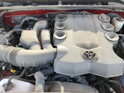 Used 2021 Toyota 4Runner SR5 Premium AWD/4WD image 36