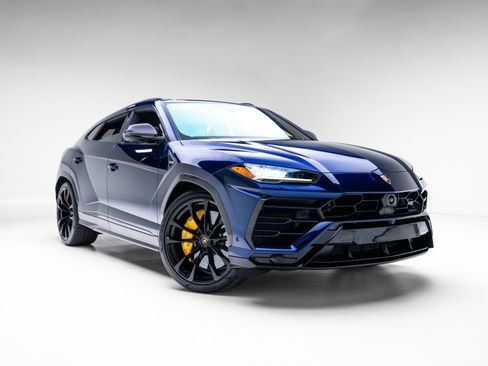 Used 2022 Lamborghini Urus image 22