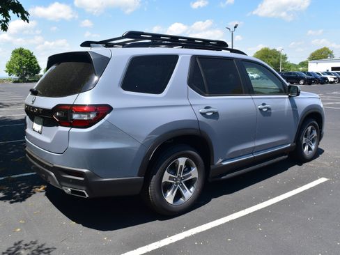 New 2026 Honda Pilot EX-L image 3