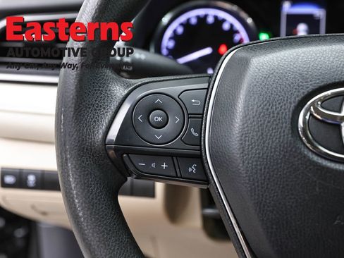 Used 2019 Toyota Camry LE w/ Convenience Package FWD image 15