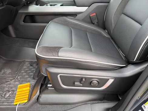 New 2026 RAM 1500 Laramie image 12